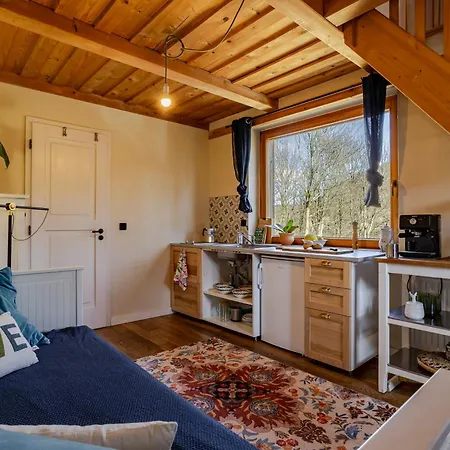 Lotna Pszczola Dom Przy Strumyku Z Balia Pod Gwiazdami Holiday home